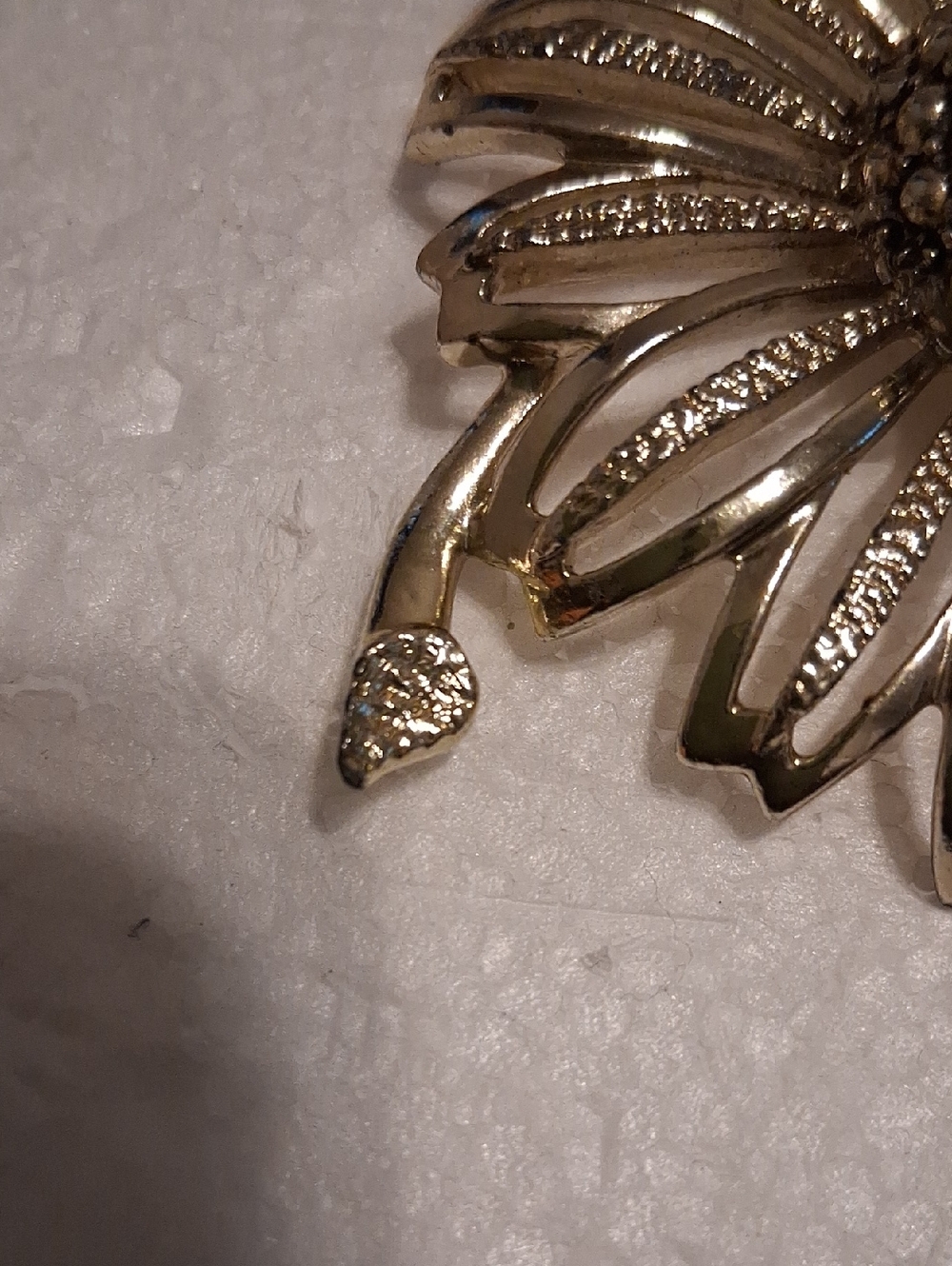 Brooch - Picture 3 of 5
